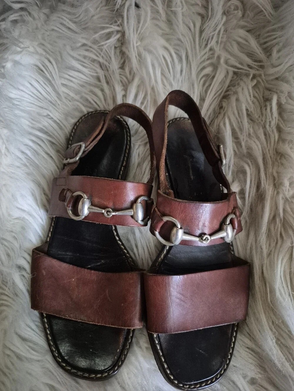 Gucci fair smoke